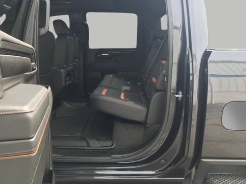 Used 2024 GMC Sierra 2500 AT4 w/ AT4 Premium Plus Package AWD/4WD image 26