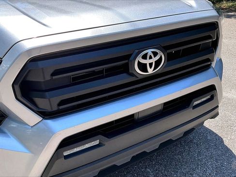 Used 2024 Toyota Tacoma SR5 RWD image 32
