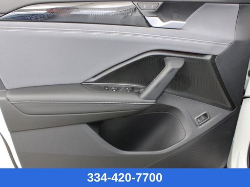 New 2026 Volkswagen Tiguan SE R-Line image 15