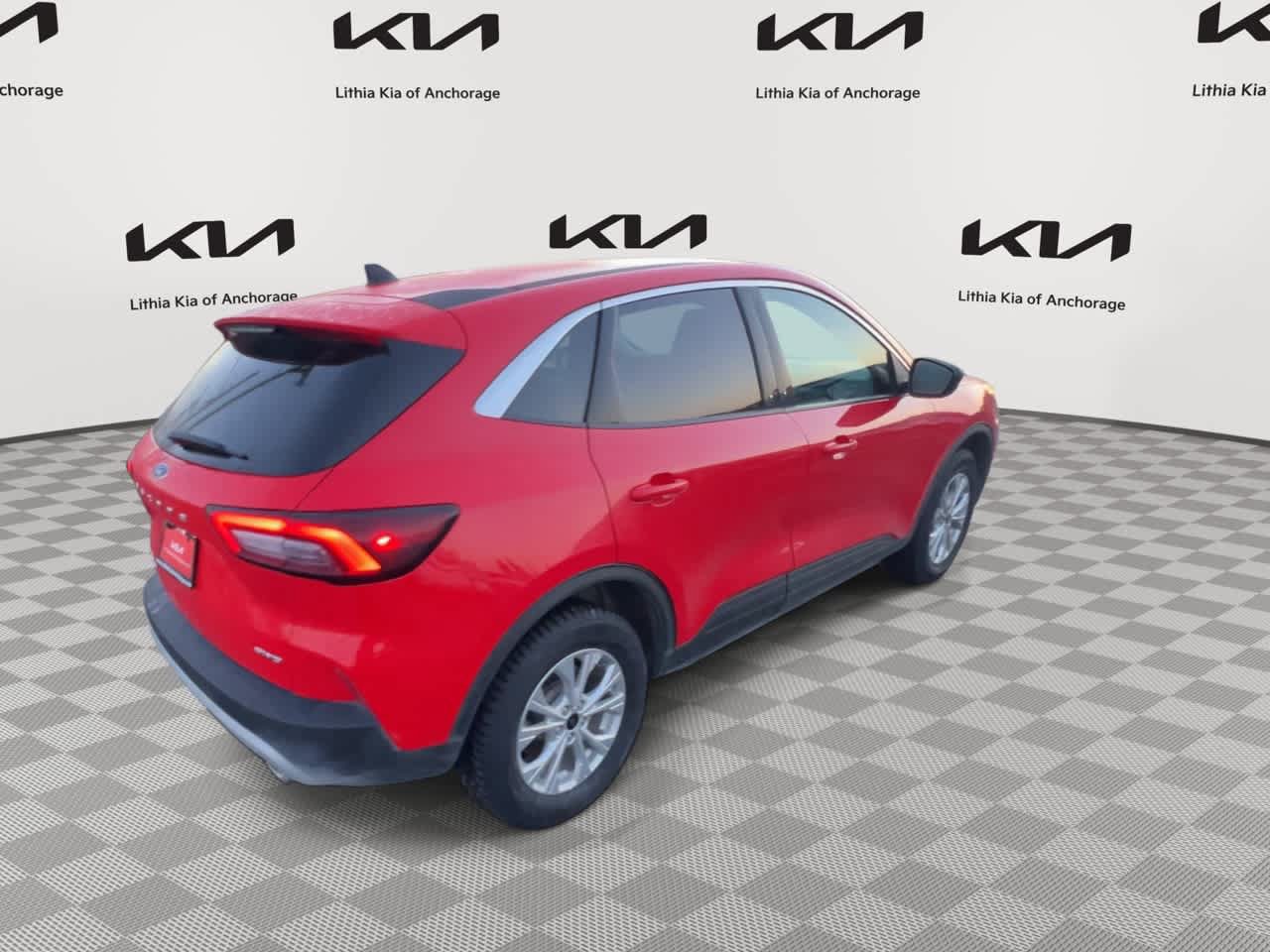 Used 2024 Ford Escape Active AWD/4WD image 8