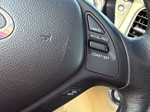 Used 2016 INFINITI QX50 AWD w/ Premium Package image 11