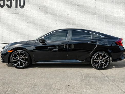 Used 2019 Honda Civic Sport image 9