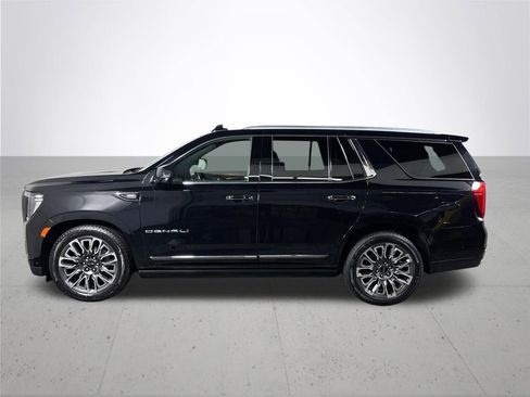 Used 2023 GMC Yukon Denali Ultimate AWD/4WD image 9