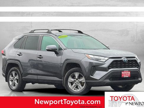 Used 2023 Toyota RAV4 XLE image 1