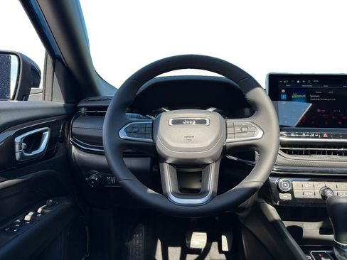 New 2025 Jeep Compass Latitude w/ Sun & Sound Group image 12