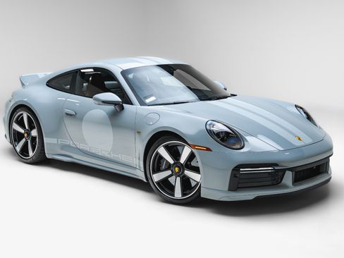 Used 2023 Porsche 911 Sport Classic RWD image 30