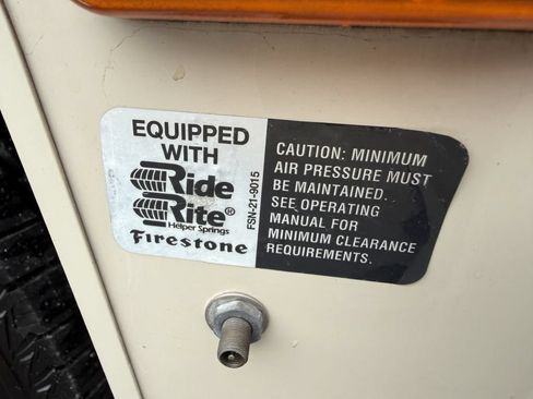 Used 2017 Ford E-450 and Econoline 450 Super Duty w/ Motorhome Prep Package RWD image 17