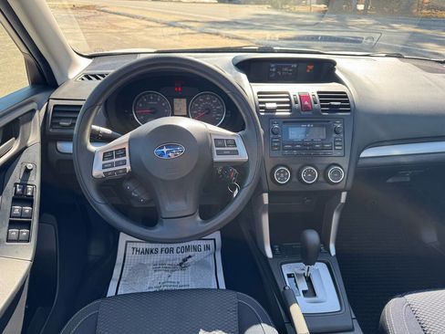 Used 2015 Subaru Forester 2.5i Premium w/ All-Weather Package image 19