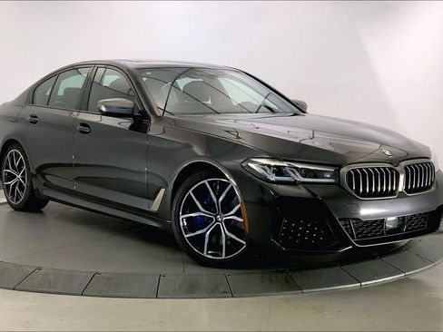 Used 2022 BMW M550i xDrive w/ Executive Package AWD/4WD image 33