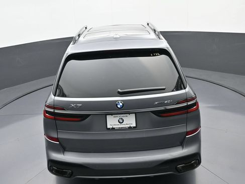 Used 2026 BMW X7 xDrive40i w/ M Sport Package AWD/4WD image 36