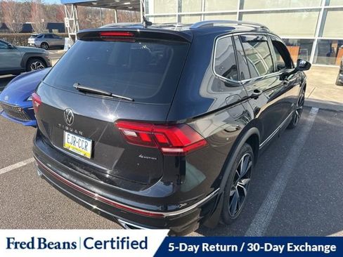 Used 2022 Volkswagen Tiguan SEL R-Line image 11