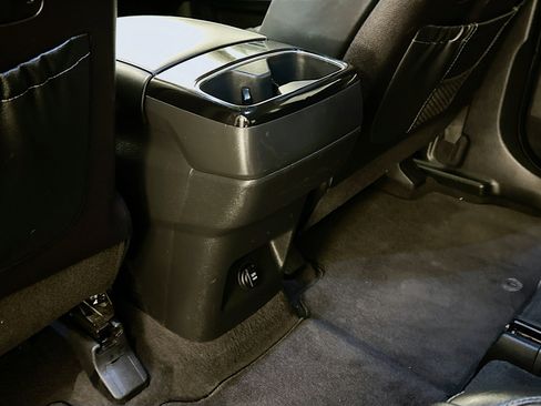 Used 2025 Kia Telluride S image 29