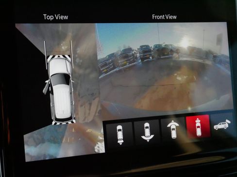 Used 2023 Jeep Grand Cherokee Limited w/ Luxury Tech Group II image 32