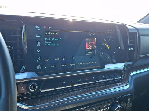 Used 2024 Chevrolet Silverado 1500 RST w/ Max Trailering Package AWD/4WD image 17