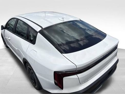 Certified 2025 Kia K4 EX FWD image 12