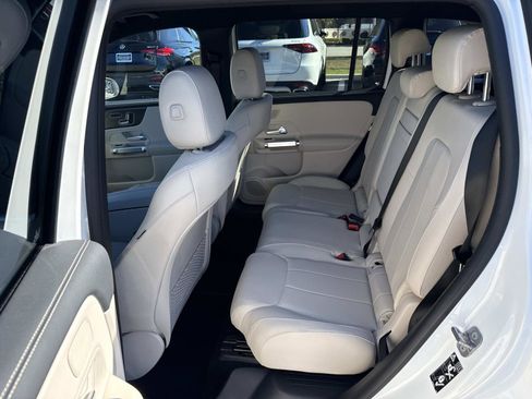 Used 2025 Mercedes-Benz GLB 250 GLB 250 image 15
