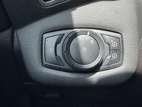 Used 2013 Ford Escape Titanium w/ Parking Technology Pkg FWD image 31