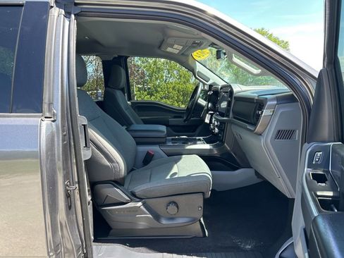 Used 2024 Ford F150 XLT AWD/4WD image 36