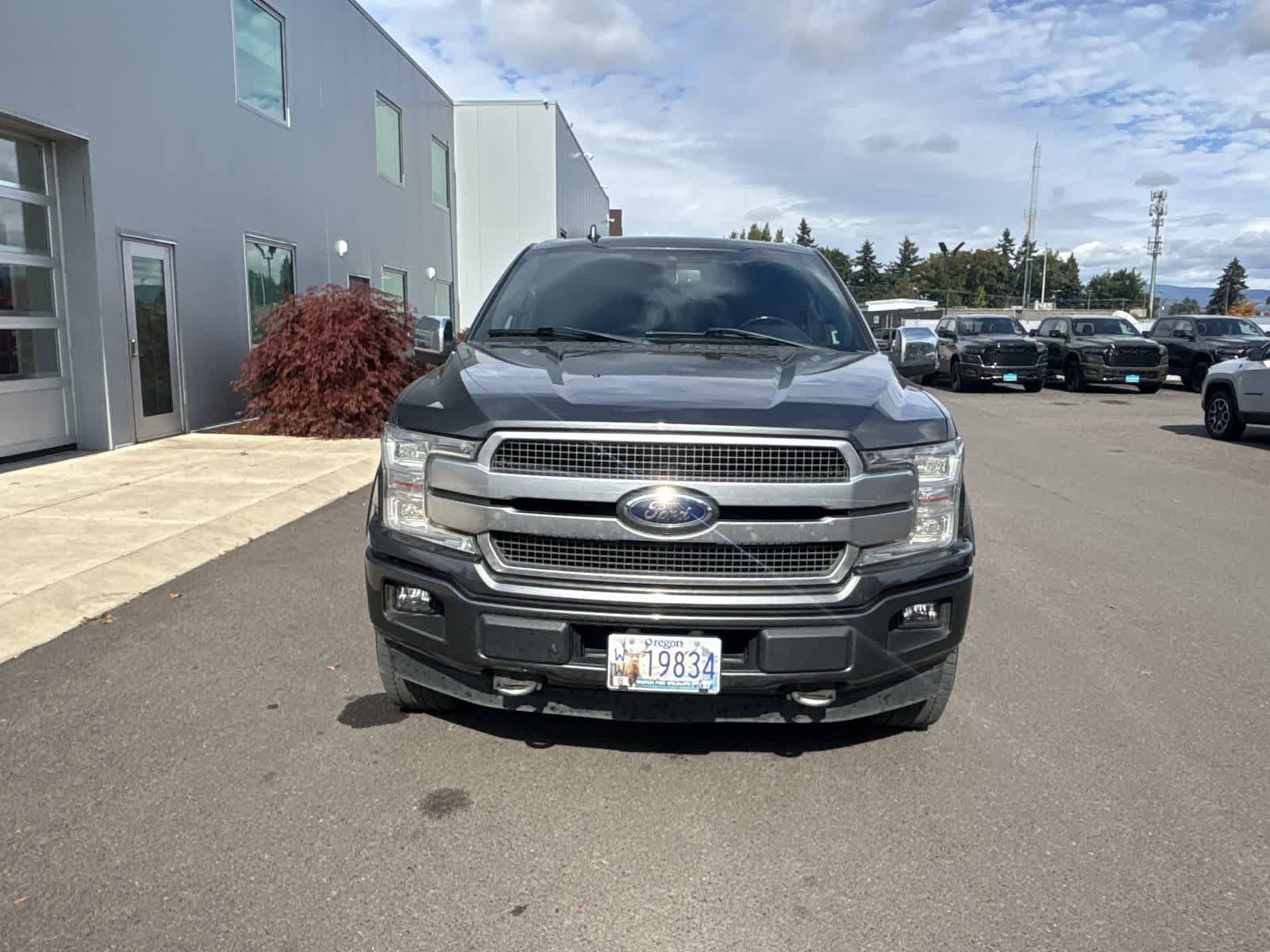 Used 2019 Ford F150 Platinum w/ Equipment Group 701A Luxury AWD/4WD image 8