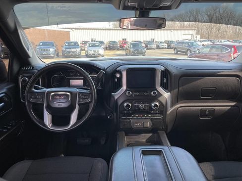 Used 2020 GMC Sierra 1500 Elevation w/ Elevation Value Package image 23