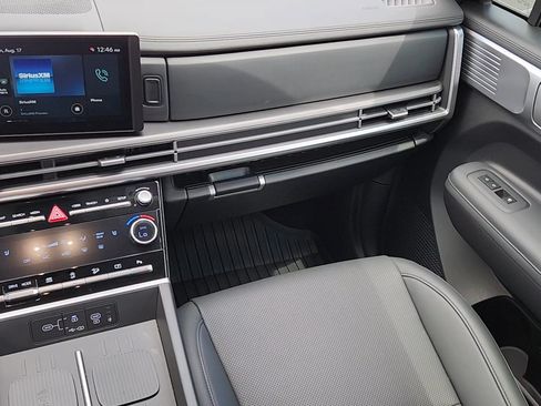 Certified 2025 Hyundai Santa Fe XRT AWD/4WD image 6