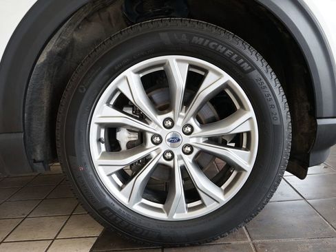Used 2023 Ford Explorer XLT w/ Equipment Group 202A AWD/4WD image 57