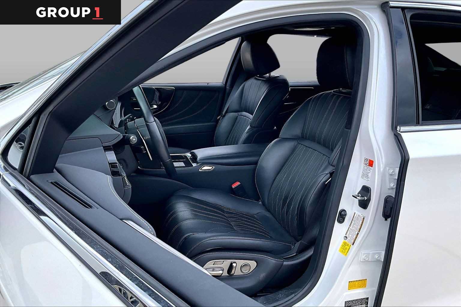 Certified 2023 Lexus LS 500 w/ Interior Upgrade Package RWD image 7
