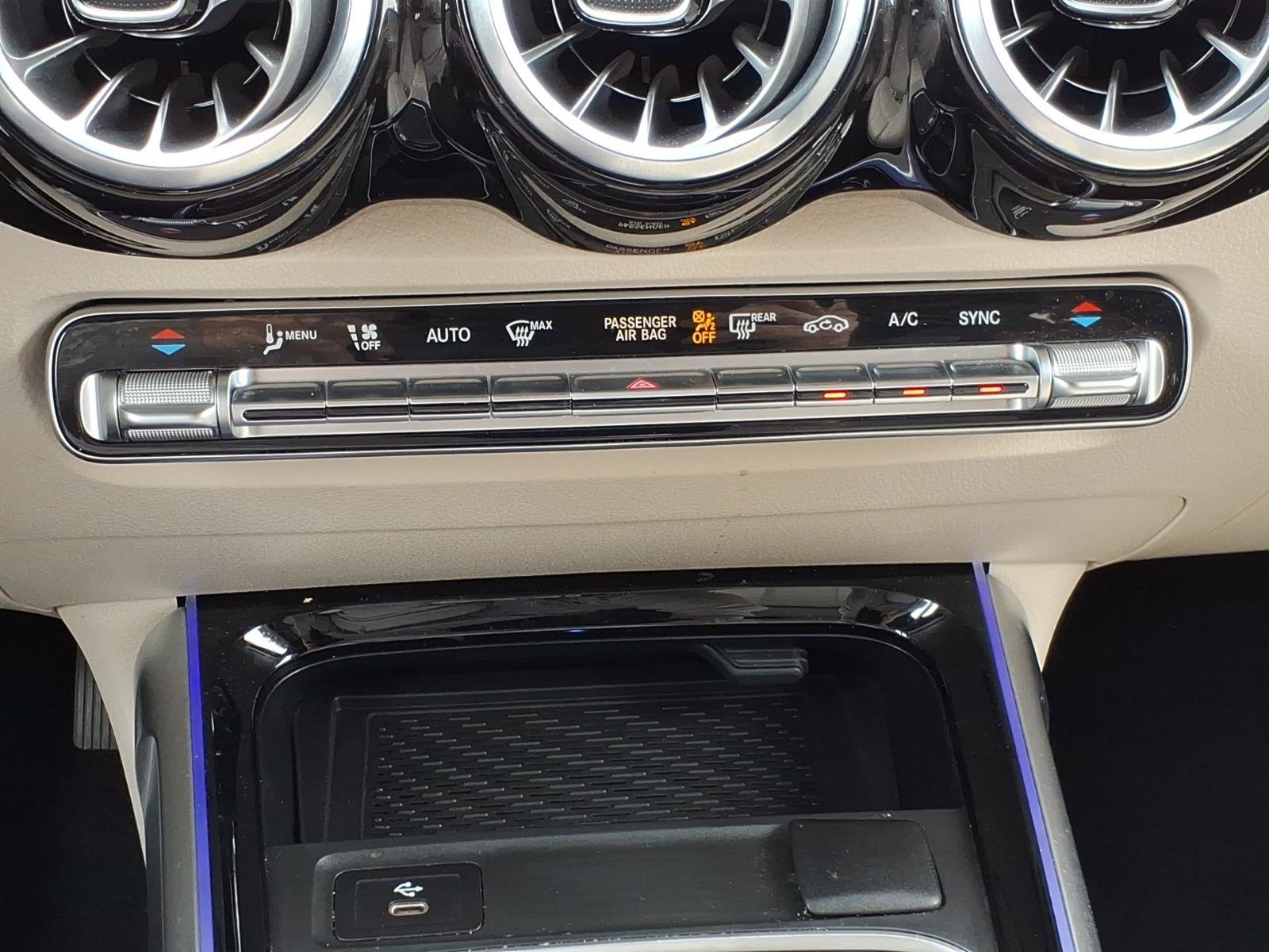 Certified 2025 Mercedes-Benz GLB 250 4MATIC image 19