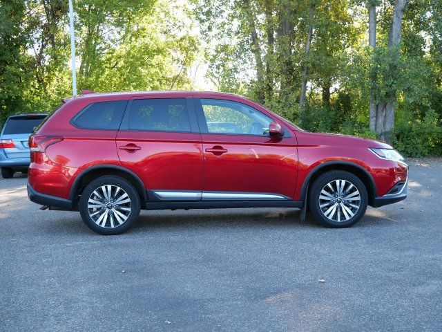 Used 2020 Mitsubishi Outlander SE AWD/4WD image 6
