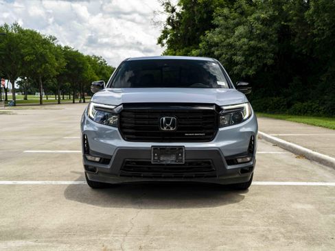 Used 2023 Honda Ridgeline Black Edition image 3