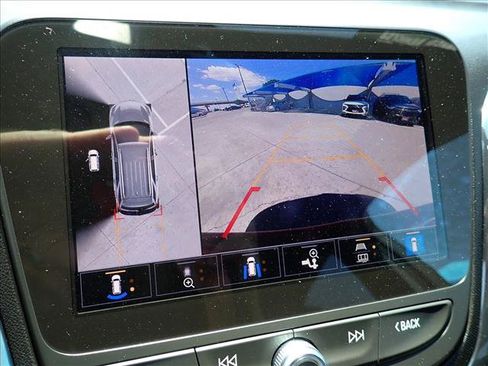 Used 2024 Chevrolet Equinox RS FWD image 23