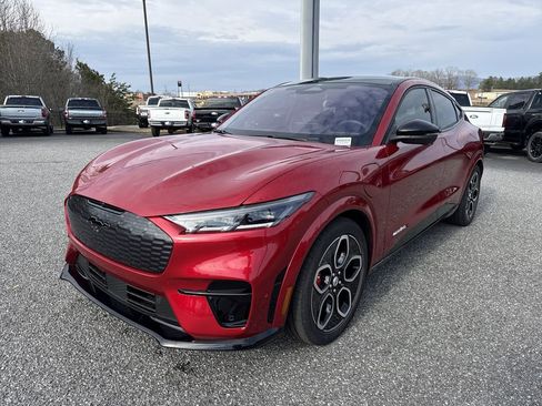 Used 2022 Ford Mustang Mach-E GT image 3