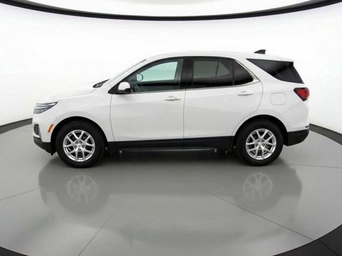 Used 2022 Chevrolet Equinox LT image 4