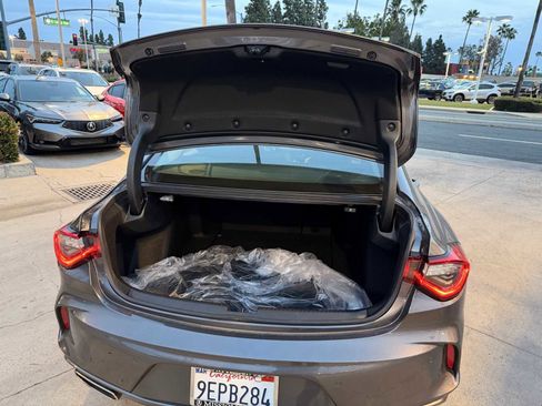 Used 2023 Acura TLX w/ Technology Package image 21