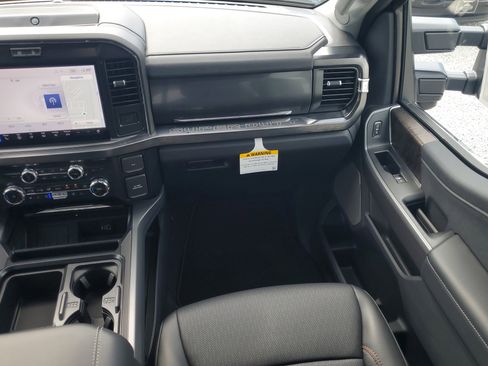 New 2026 Ford F250 Lariat w/ Lariat Ultimate Package image 14