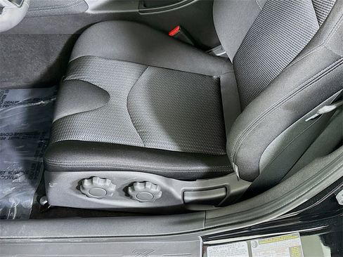 Certified 2025 Nissan Z Sport w/ Floor Mat Package image 23