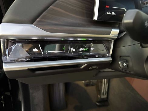 New 2026 BMW i7 xDrive60 w/ Executive Package image 30