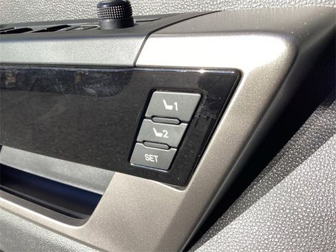 Used 2024 Toyota Tundra Limited image 16