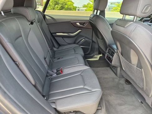 Used 2021 Audi Q8 Premium Plus w/ Premium Plus Package AWD/4WD image 19