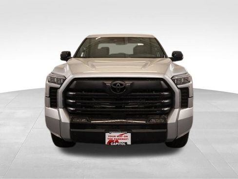 New 2026 Toyota Tundra Limited AWD/4WD image 6