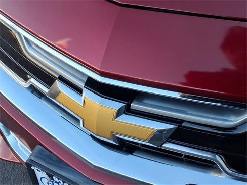 Used 2018 Chevrolet Impala Premier w/ Premier Confidence Package image 22