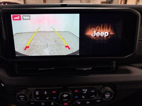 New 2026 Jeep Wrangler Unlimited Sahara AWD/4WD image 18