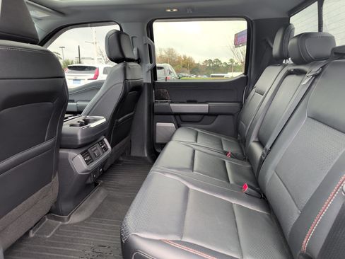 Used 2022 Ford F150 Lariat w/ Equipment Group 502A High image 33