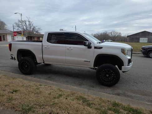 Used 2021 GMC Sierra 1500 AT4 w/ AT4 Premium Package image 7
