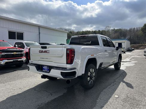 Used 2024 GMC Sierra 2500 Denali w/ Denali Reserve Package image 3