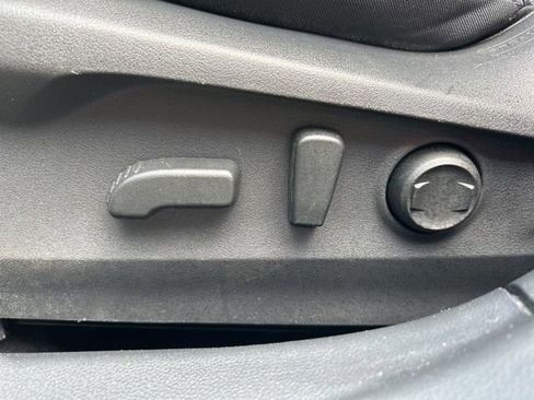 Used 2023 Subaru Outback Premium AWD/4WD image 24