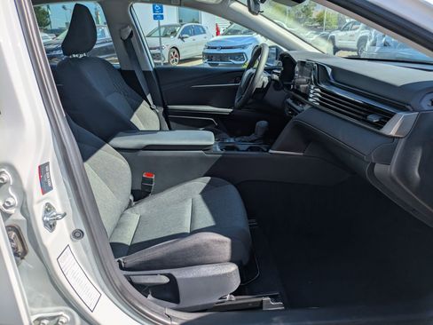 Used 2026 Toyota Camry LE FWD image 33