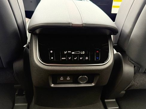 New 2026 Nissan Armada SL image 20