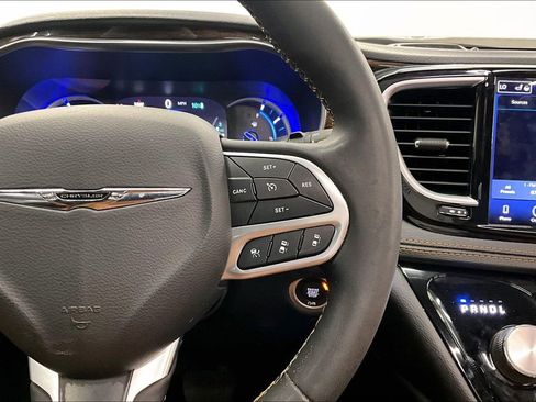 Used 2022 Chrysler Pacifica Pinnacle image 18