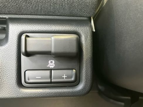 New 2026 GMC Sierra EV Elevation image 15